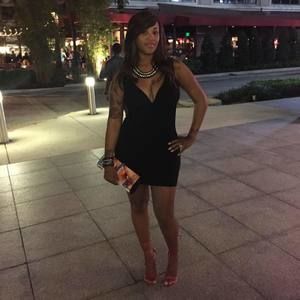 Meet your Posher, Nicole