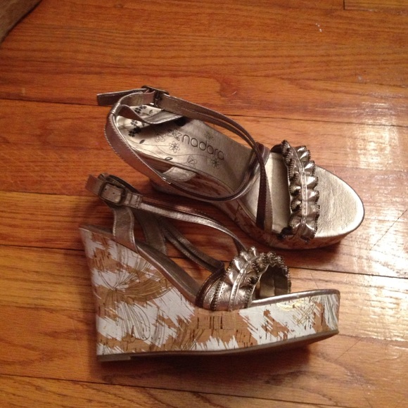 Wedges - Picture 3 of 3