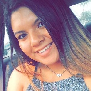 Meet your Posher, Marissa