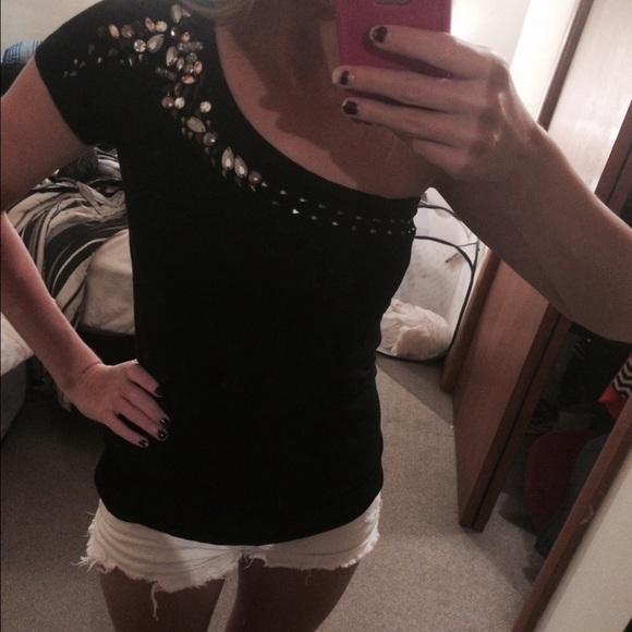 Forever 21 black off the shoulder top