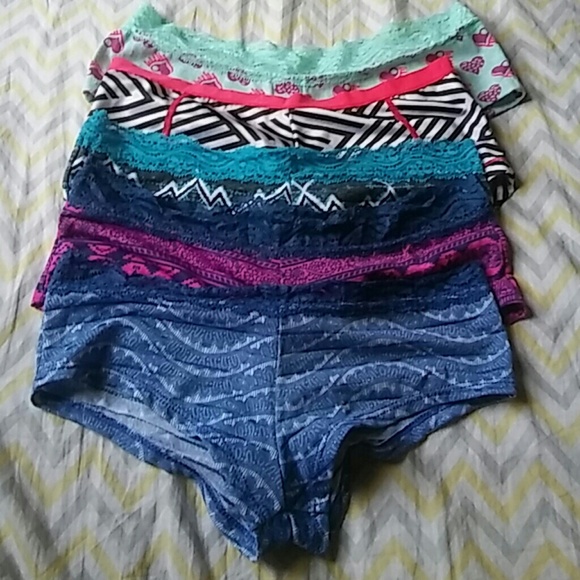 NEVER WORN 5 pairs of underwear