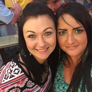 Meet your Posher, Annie