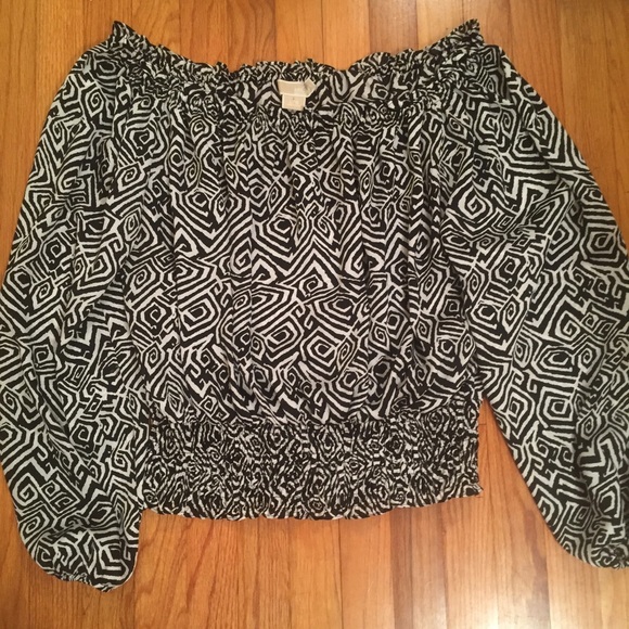Michael Kors black and white top