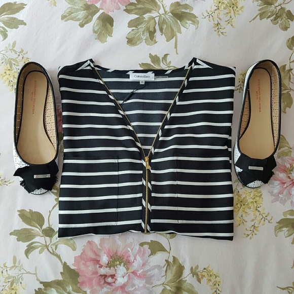Calvin Klein Zipper Neck