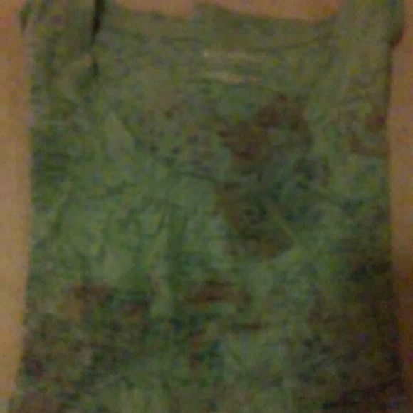 Super cute flower print top