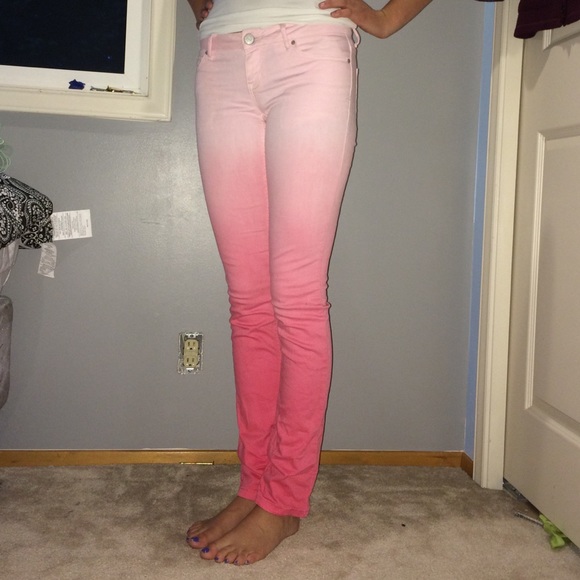Pink ombré jeans