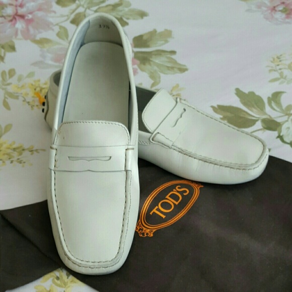 Tod's Gommini Loafers