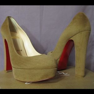 Sarahi\u0026#39;s Closet on Poshmark - @sari33  