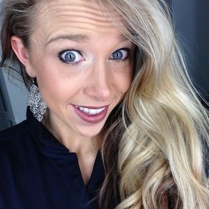 Meet your Posher, Loganne