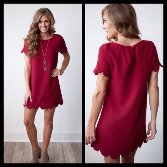 Dresses & Skirts - ❗️JUST IN❗️ four colors! scallop shift dress