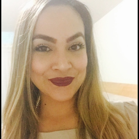 Meet your Posher, E - Picture 3 of 3