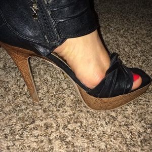 Play boy hi heels