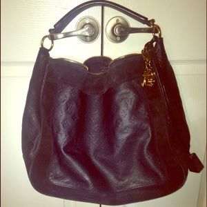 Louie Vuitton Audacieuse GM Empr infinity