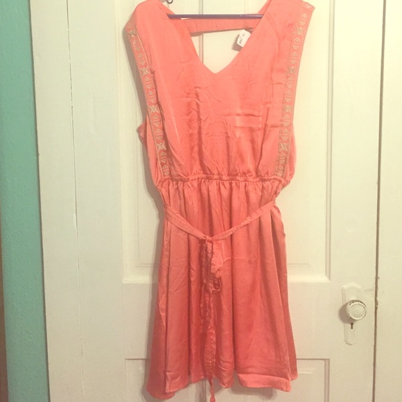 SUPER CUTE CORAL PINK Forever 21 dress! NWT!