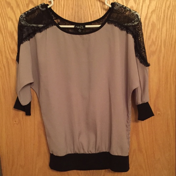 Rue 21 Top with Lace Back!