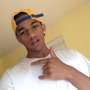 Meet your Posher, Isaac