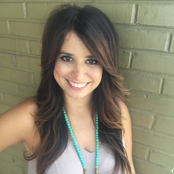 Meet your Posher, Ashley - Picture 1 of 1