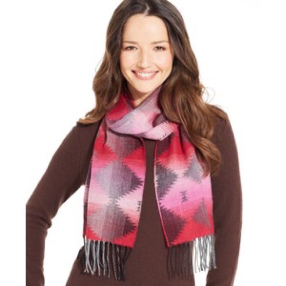 Cejon Italian Acrylic Pattern Scarf
