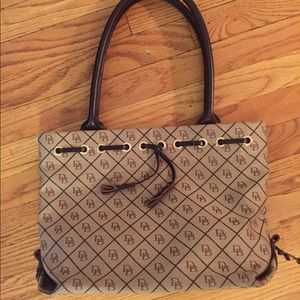 DOONEY & BOURKE purse / handbag