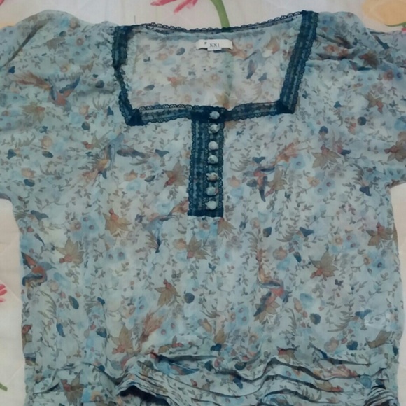 Cute floral bubble top