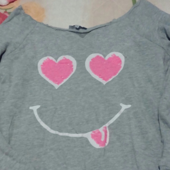 Cute gray sweater shirt