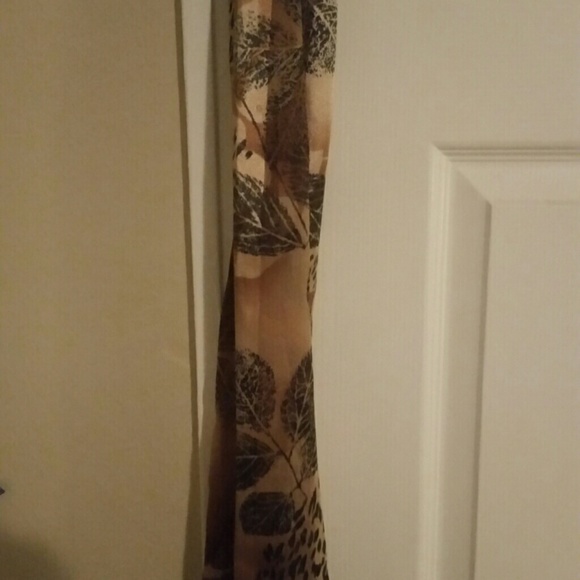 Scarf - Picture 1 of 2