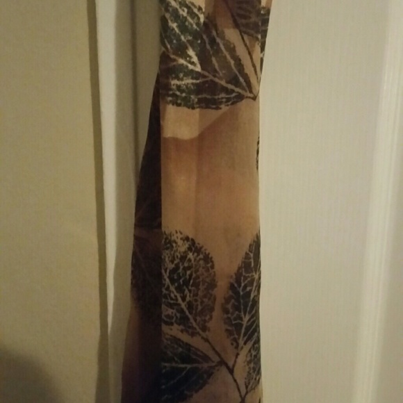 Scarf - Picture 2 of 2