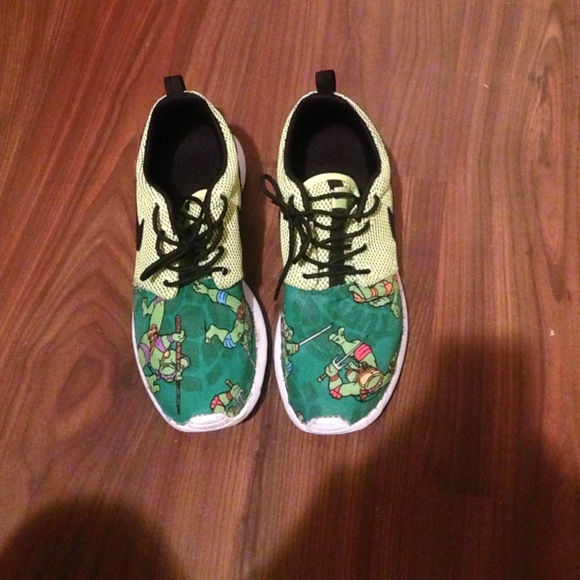 Custom "ninja turtle" Roshe