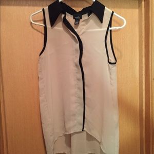 Rue 21 Sleeveless Blouse