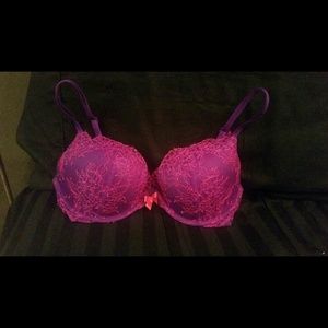 Victoria's Secret 32D Very Sexy Push Up bra