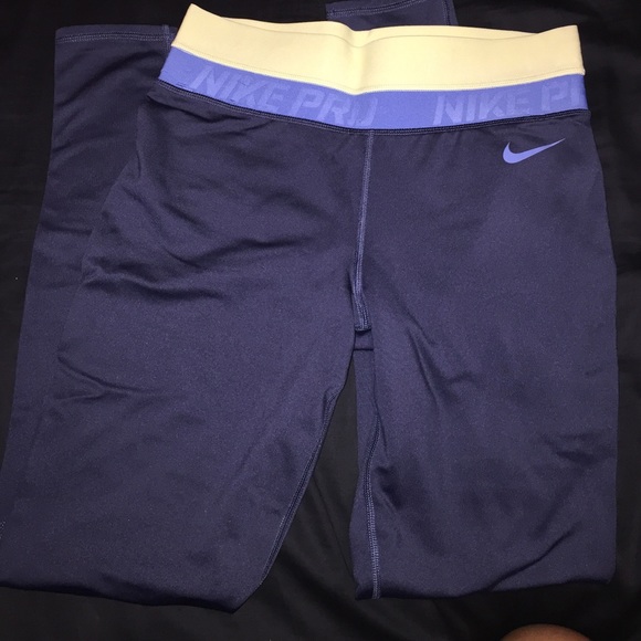 NIKE Pro Core Hyperwarm Compression Leggings