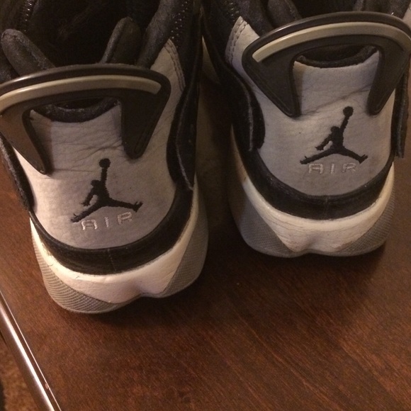 Sneakers - Picture 2 of 3