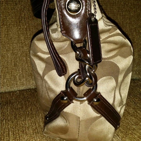 CARLY COACH BAG - Picture 2 of 4