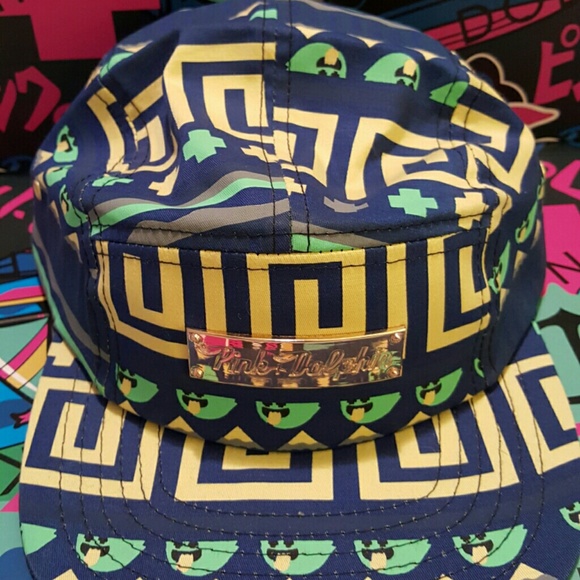 Pink dolphin hat boo ghost