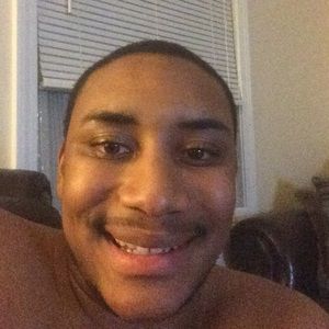 Meet your Posher, Avery