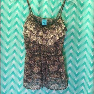 💥 Donated 💥Flowered top