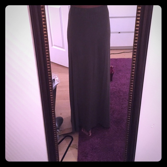 Moda International olive maxi skirt