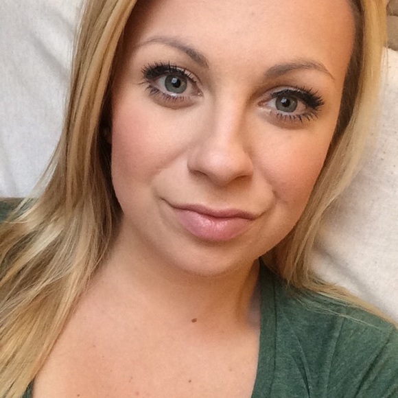 Meet your Posher, Haley - Picture 1 of 1