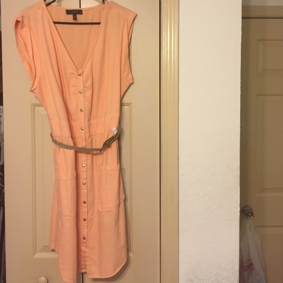 A Jessica Simpson knee length dress.