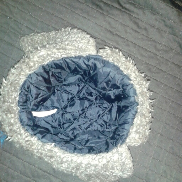 WINTER HATS - Picture 2 of 4