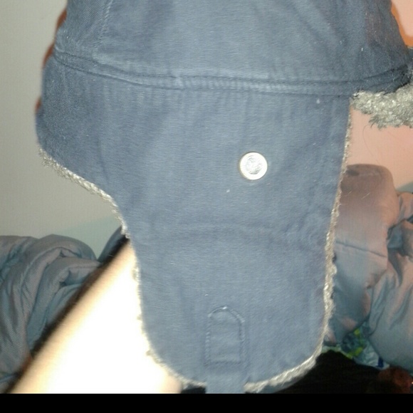 WINTER HATS - Picture 3 of 4