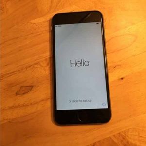 Apple iPhone 6 Space Gray 16 GB UNLOCKED