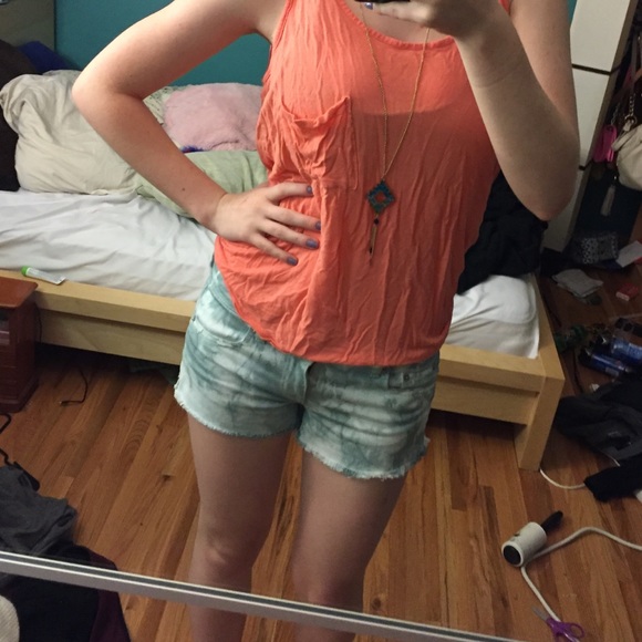 AE Shorts - Picture 4 of 4