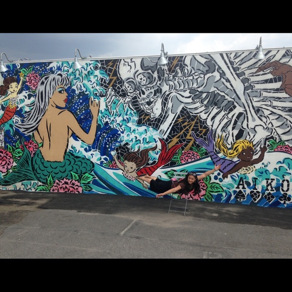 Meet Your Seller & Buyer!ππππ¨ππ°βΊοΈ - Picture 2 of 4