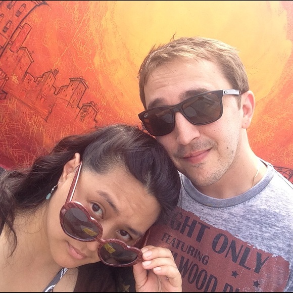 Meet Your Seller & Buyer!ππππ¨ππ°βΊοΈ - Picture 4 of 4