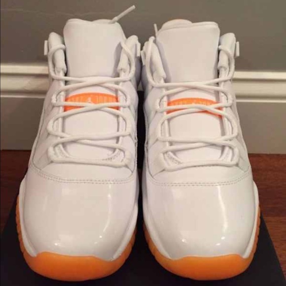 Retro Citrus 11s - Picture 2 of 4