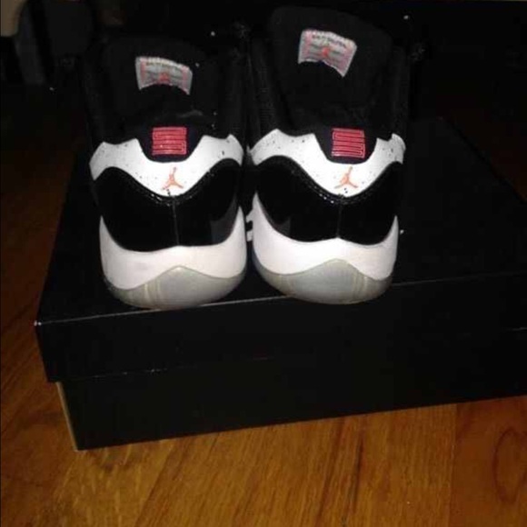 Retro Spacejam Low 11s - Picture 3 of 4
