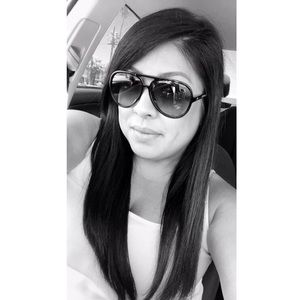 Meet your Posher, Yolanda