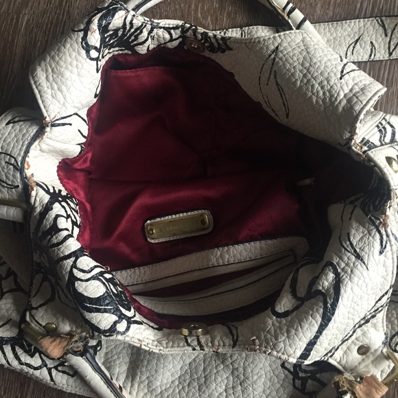 Steve Madden - Picture 3 of 4