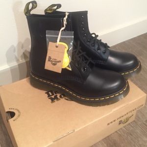 Dr airwair martens